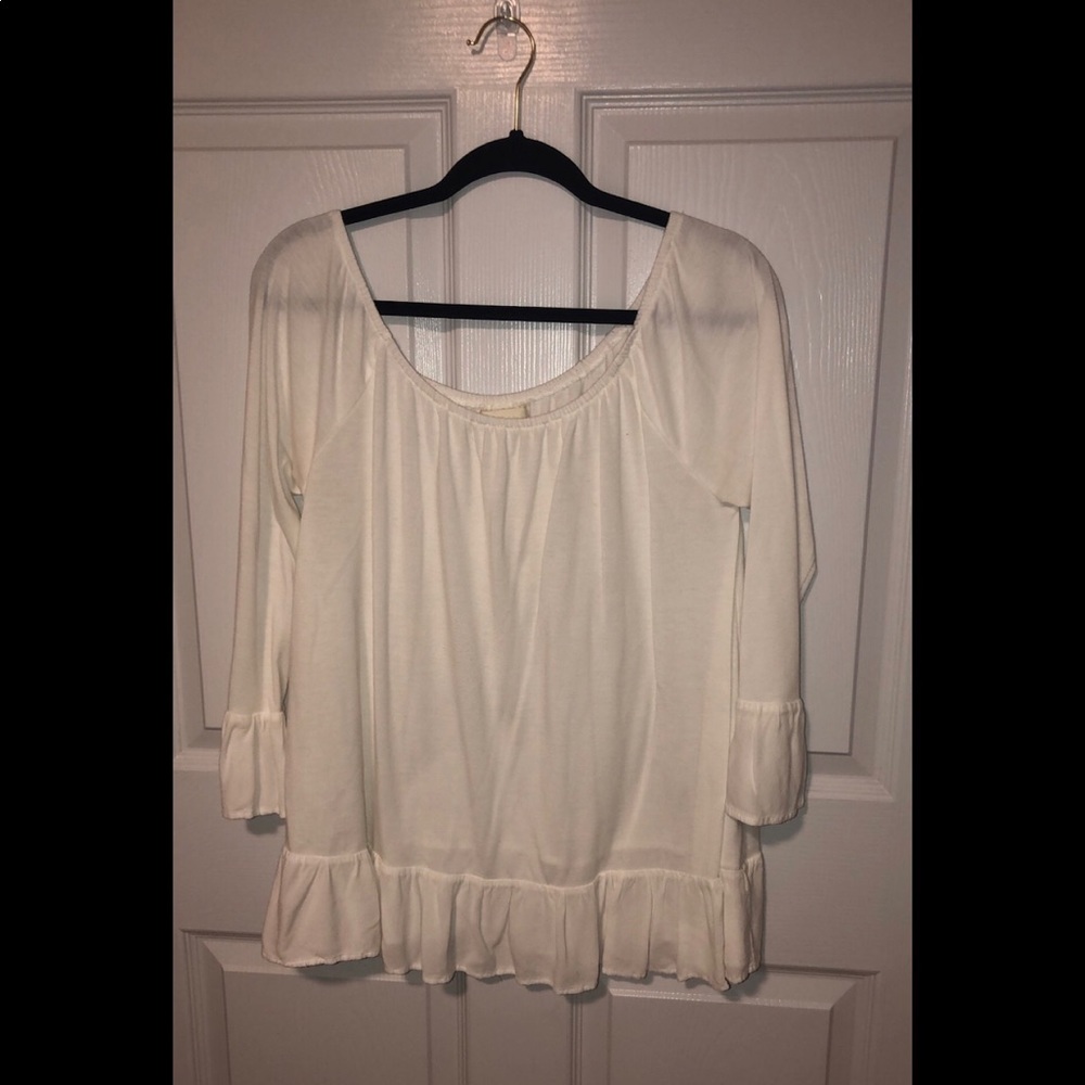 Off the shoulder free flow long sleeve blouse